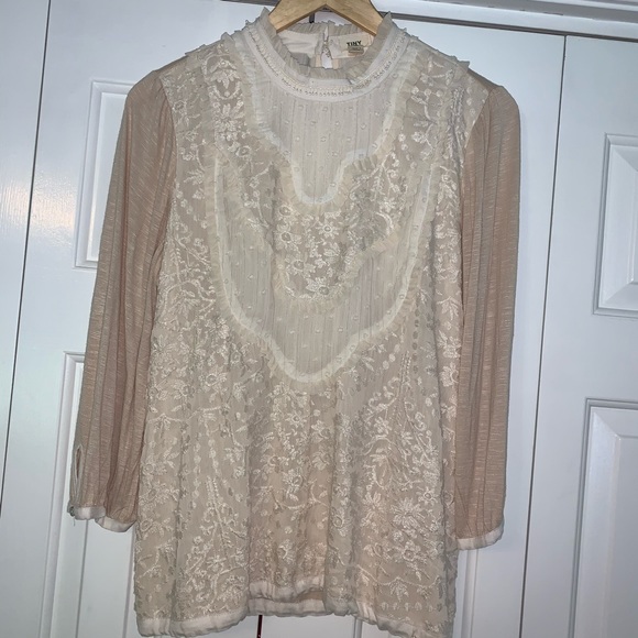 Anthropologie Brand New Lace Blouse - Picture 2 of 5